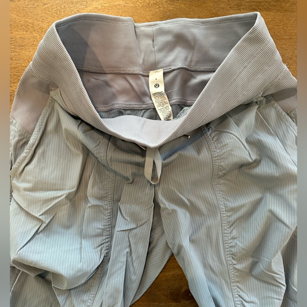 Lululemon dance studio Blue Jogger Pants - Picture 4 of 5